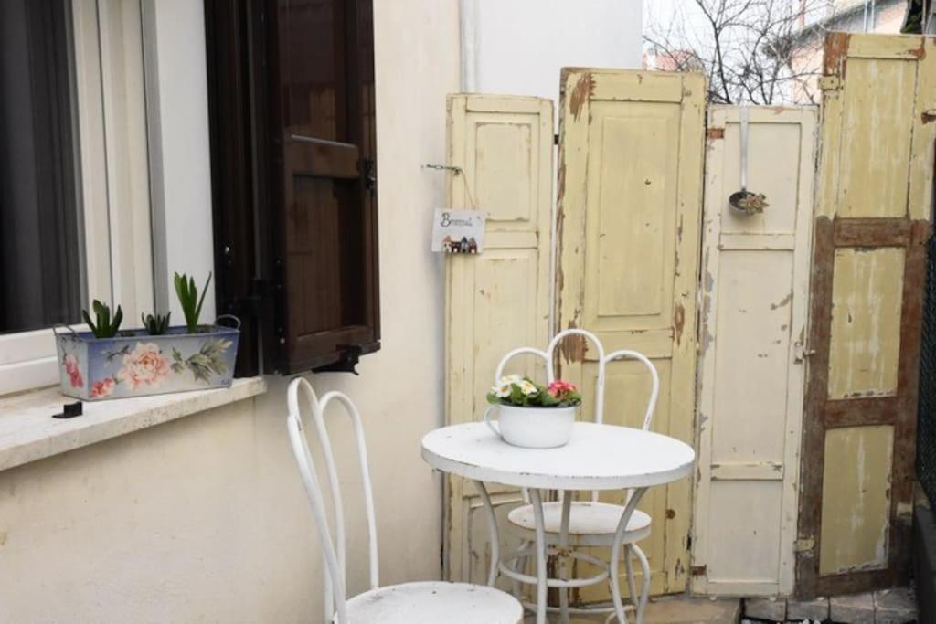 Casa Iride, Appartamento Con Grazioso Giardino Ravenna Exterior foto